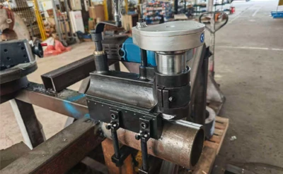 Una potente fresadora de chaveteros portátil para la reparación de chaveteros de ejes in situ